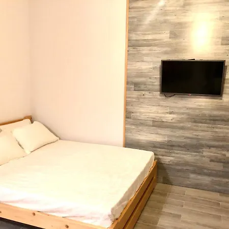 아파트 Osapart Beautiful In A Complex Semycvit